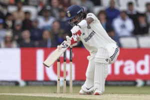 IND vs ENG Test | 'Monk at work' - KL Rahul slams 9th Test century, 3rd in England