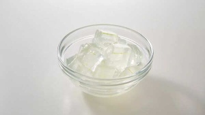 How to use bhindi water gel for strong and shiny hair