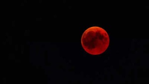 India Gears Up for Rare and Widely Visible 'Blood Moon' Lunar Eclipse in September 2025: Prime Viewing Locations and Times