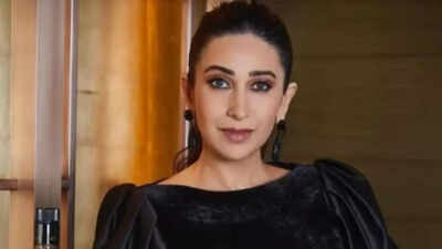 Young Karisma Kapoor in a throwback photo.