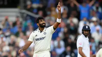 'Tell Jasprit Bumrah to play all 5 Tests': Sunil Gavaskar requests pacer's wife Sanjana Ganesan, gets a cheeky reply